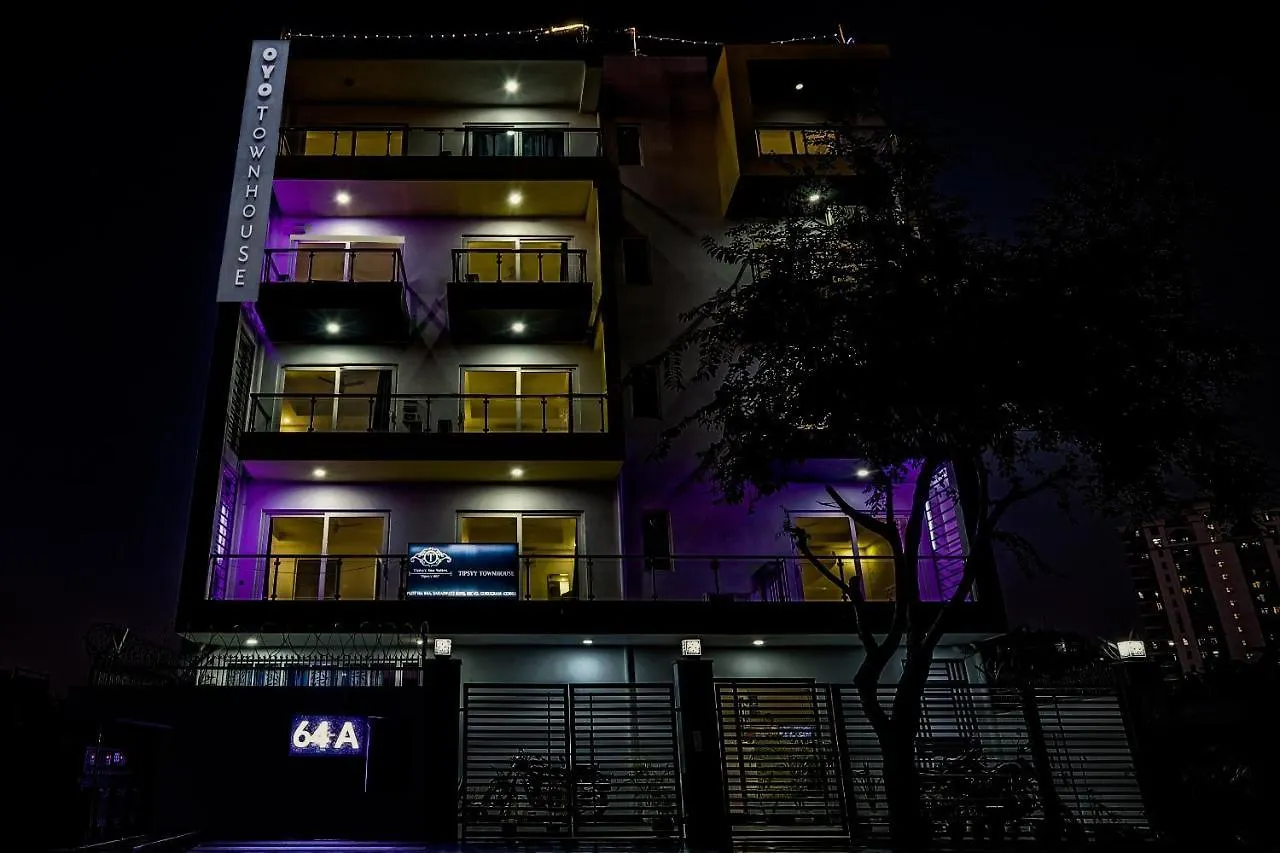 Hotel Capital O 79081 Tipsyy 007 Gurgaon